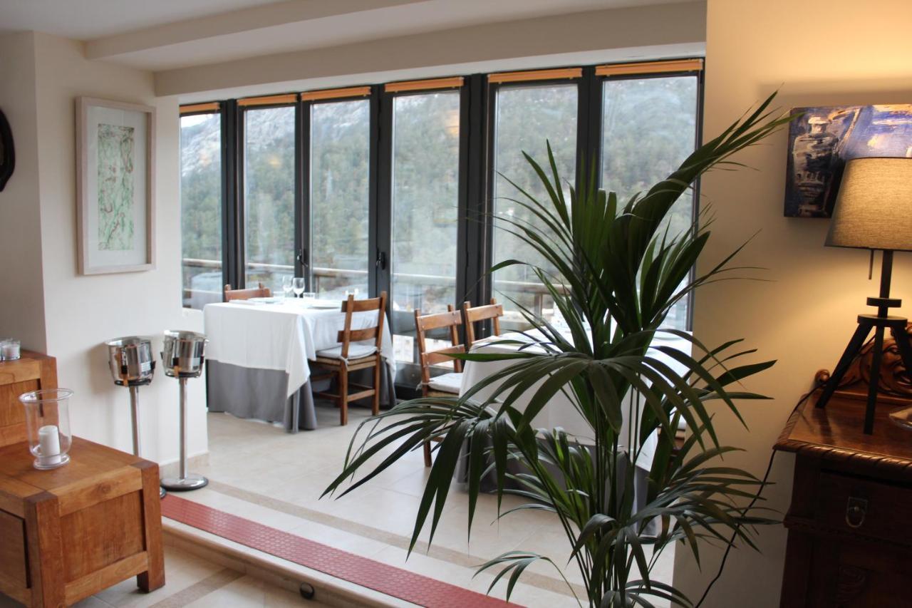 Corzo Hotel Cercedilla Bagian luar foto