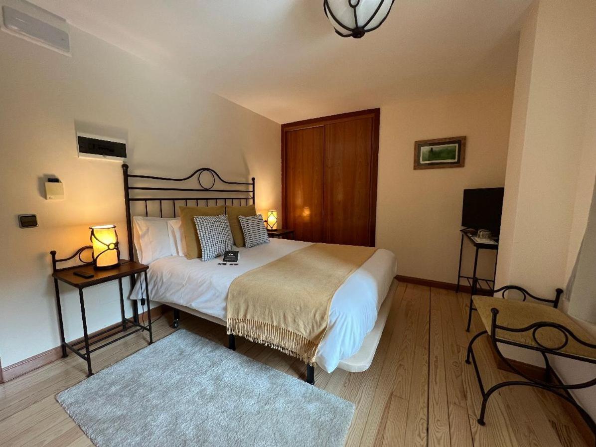 Corzo Hotel Cercedilla Bagian luar foto