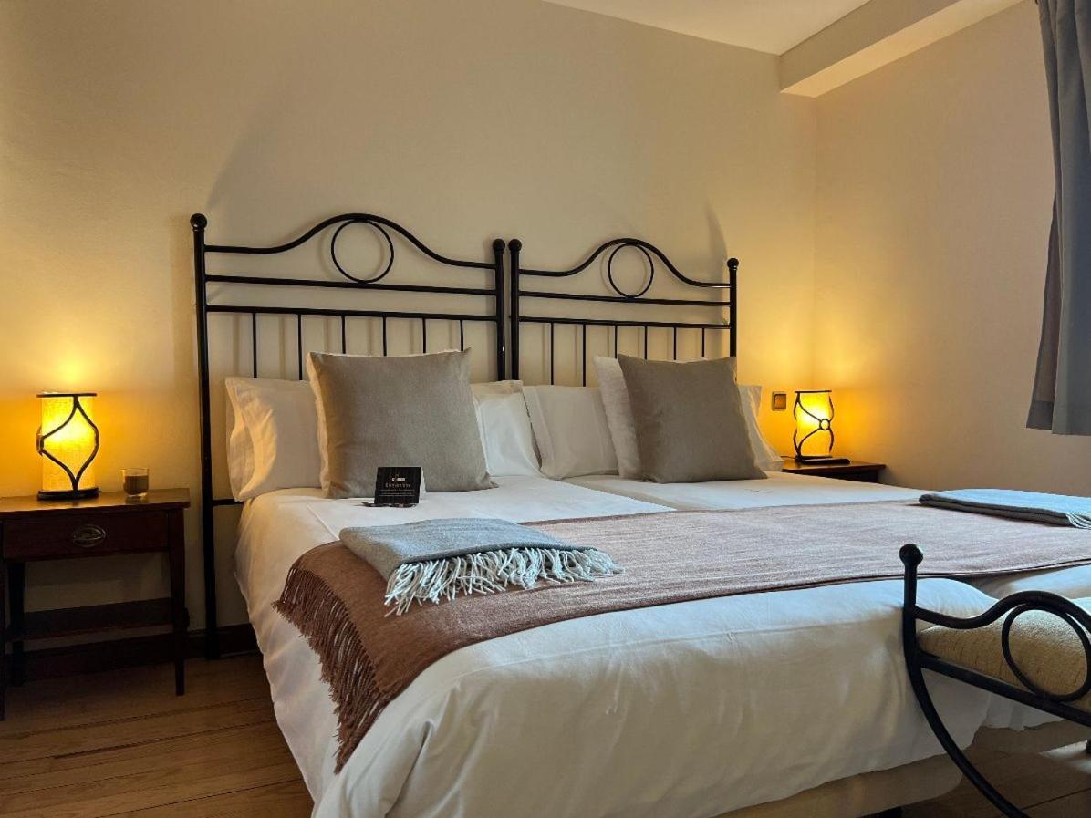 Corzo Hotel Cercedilla Bagian luar foto